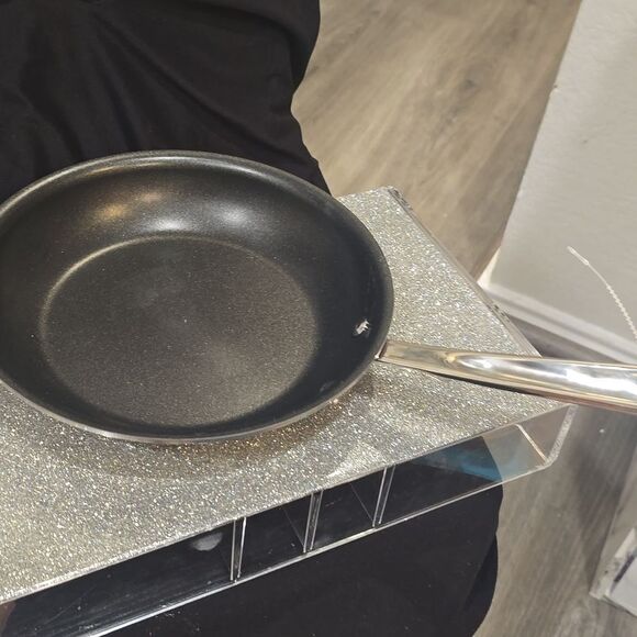 All-Clad D5 Stainless Steel 8" Fry Pan - Picture 12 of 15